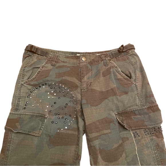 Da Nang Camouflage Baggy Studded Cargo Pants Green Size XS - Picture 2 of 10